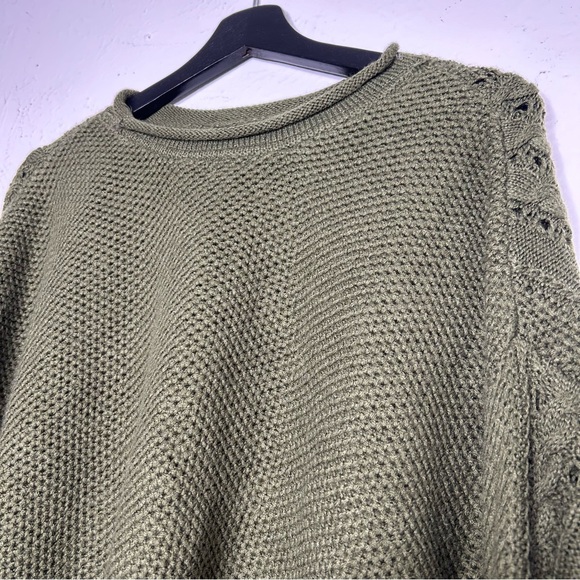 Charlotte Russe Cropped Crochet Oliver Green Sweater Size Large - Picture 3 of 12